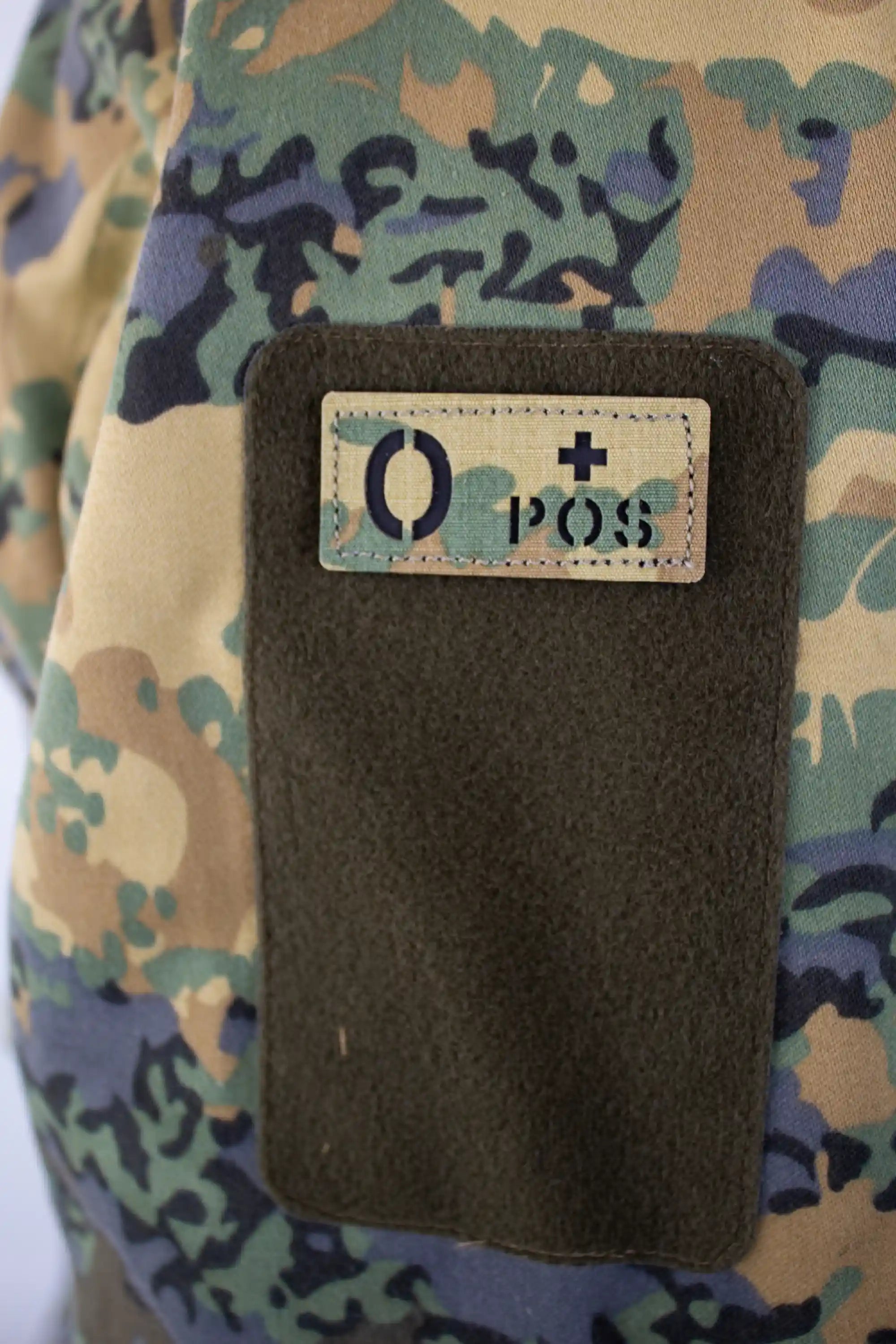 invictuslegio-blutgruppen-ir-patch-taz-neu-0-schwarz image 2