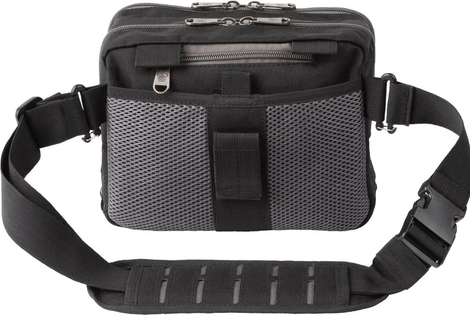 bulldog-bags-tactical-pistol-ccw-go-bag-holster image 1