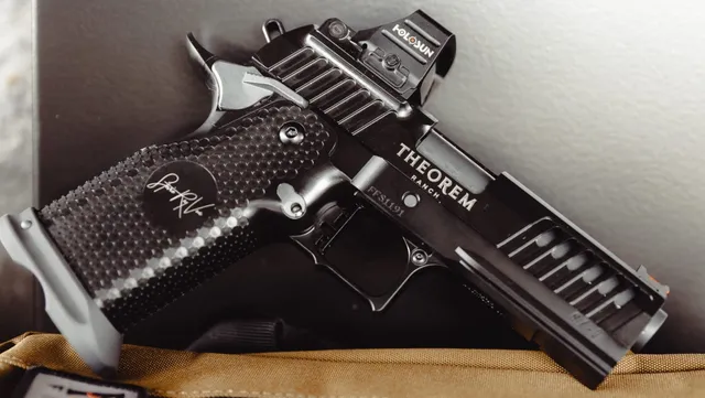 fierce-firearms-the-grizz-rmr-gz9-pistole-stevie-rey-von-edition image 1